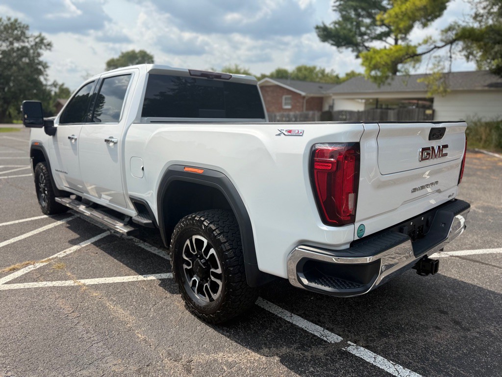 2020 GMC Sierra Image 9