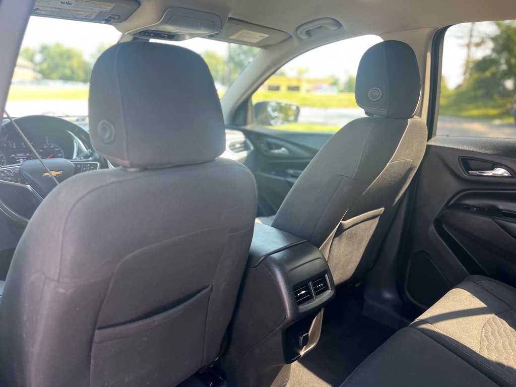 2018 Chevrolet Equinox Image 32