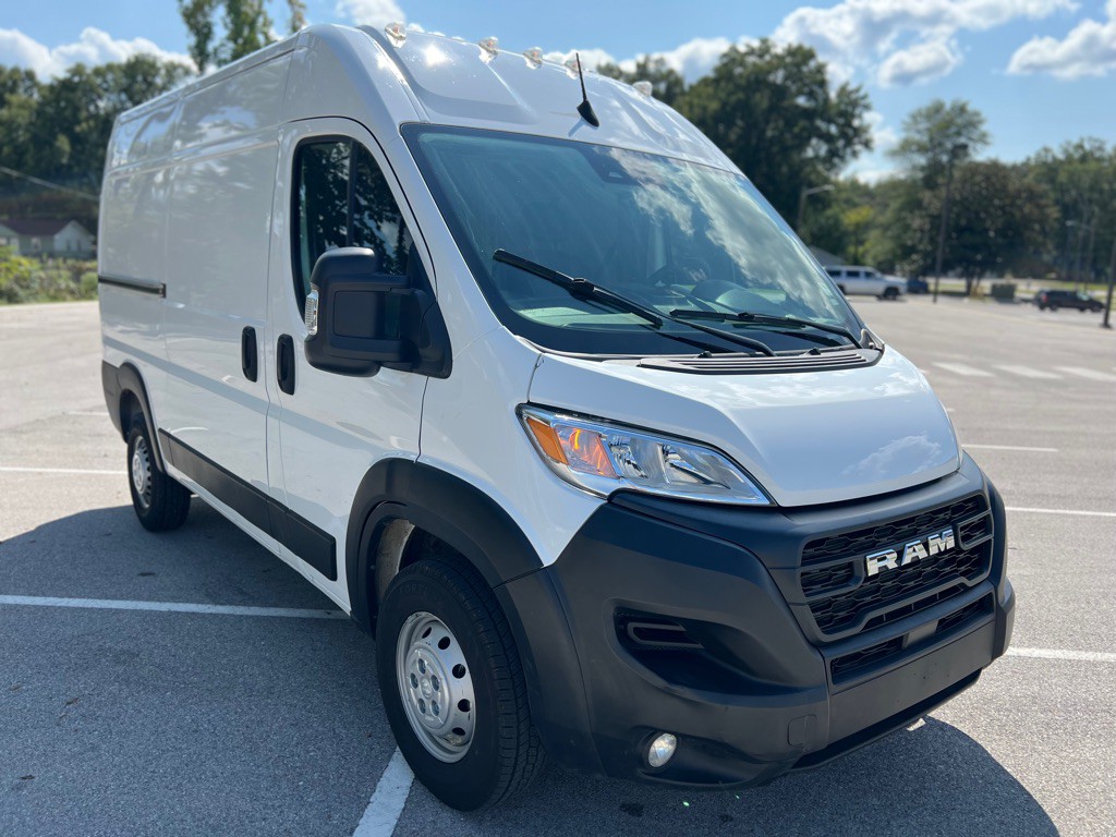 2024 RAM Promaster Image 3