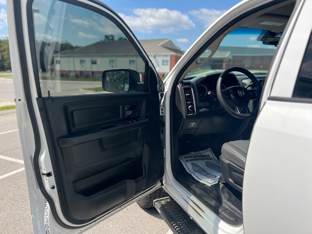 2018 RAM 2500 Image 18