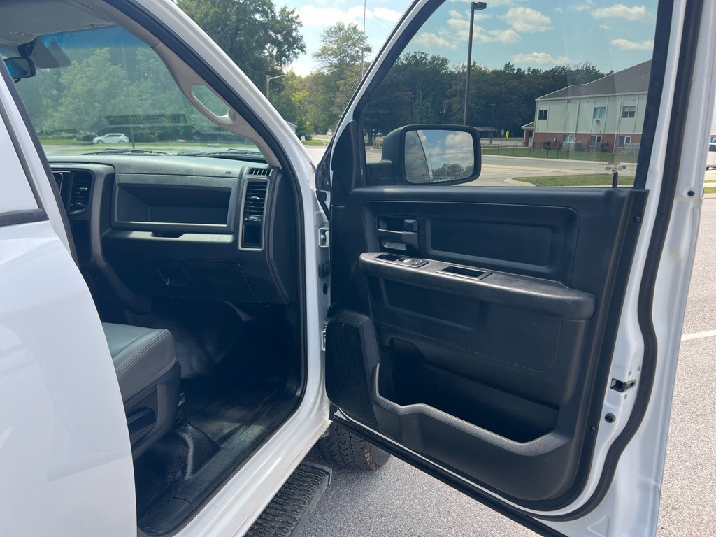 2018 RAM 2500 Image 27