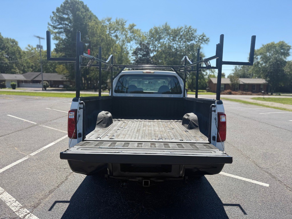2010 Ford F-350 Image 7