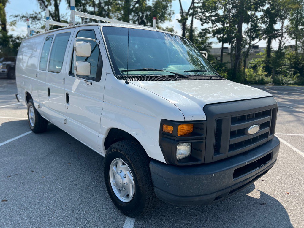 2014 Ford Econoline Image 3