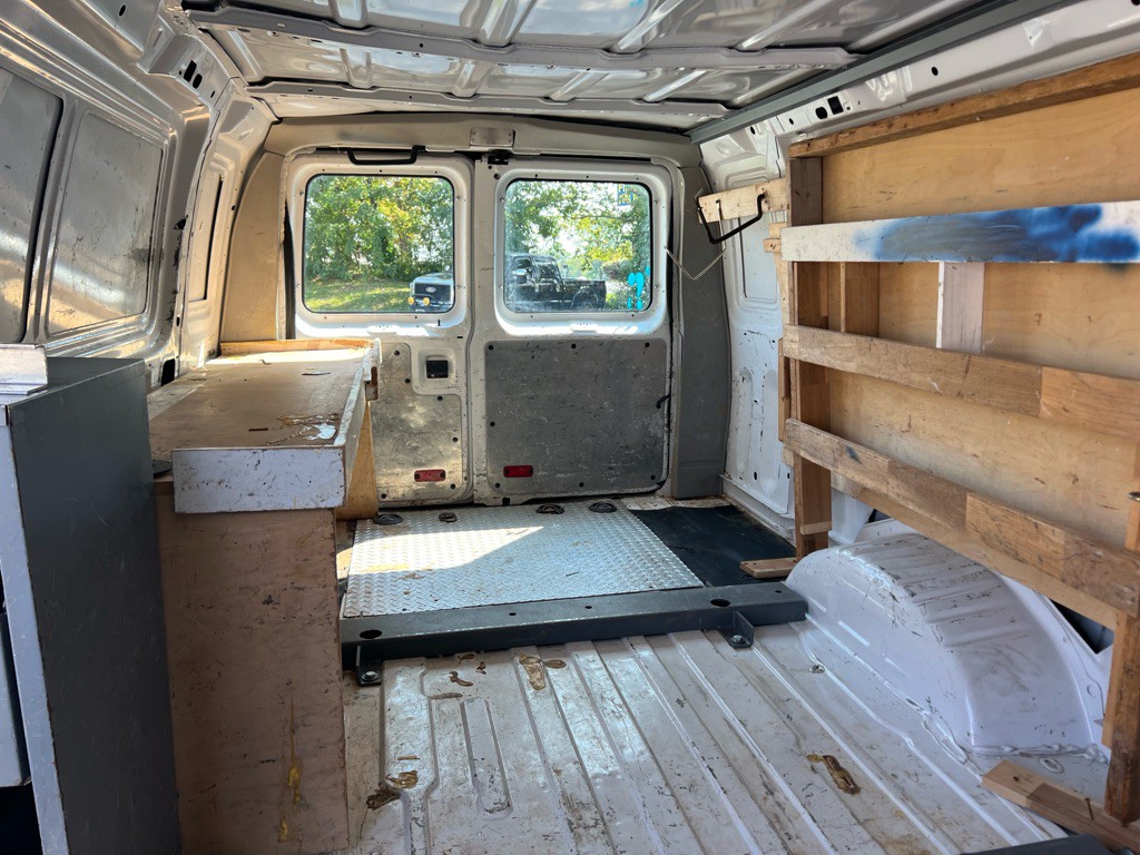 2014 Ford Econoline Image 7