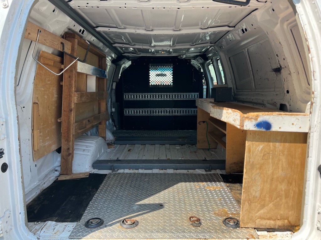 2014 Ford Econoline Image 12