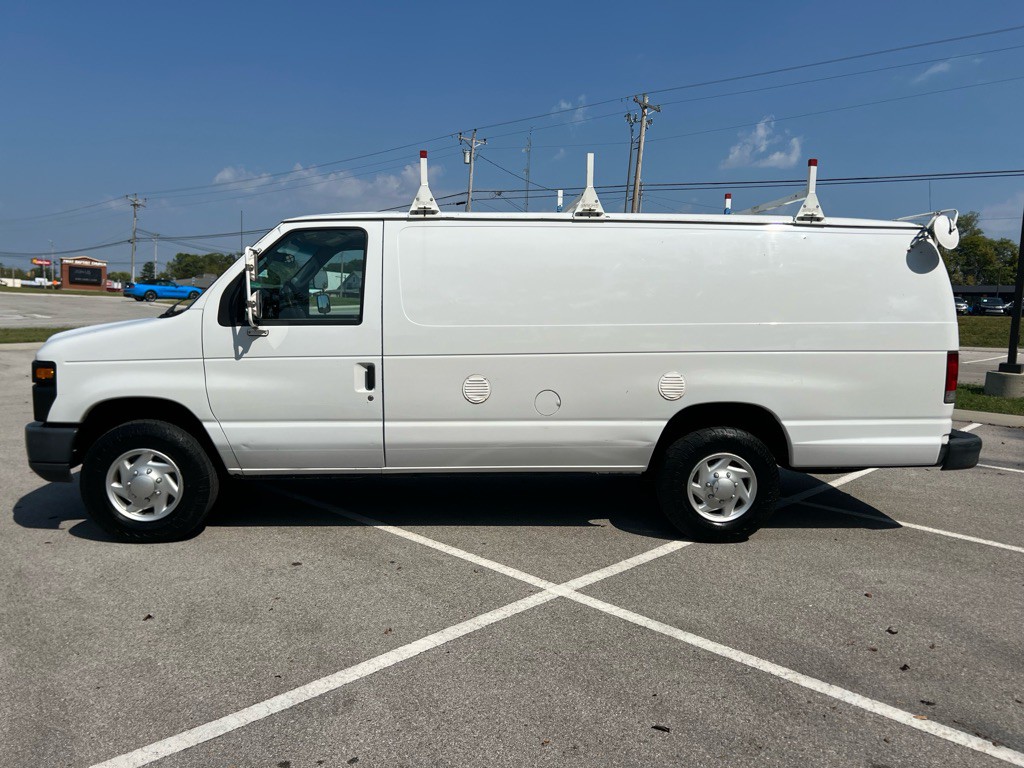 2014 Ford Econoline Image 14