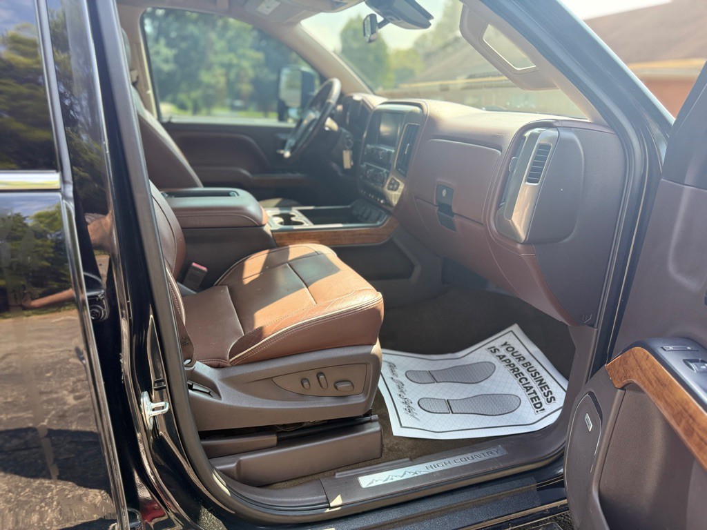 2017 Chevrolet Silverado 1500 Image 13