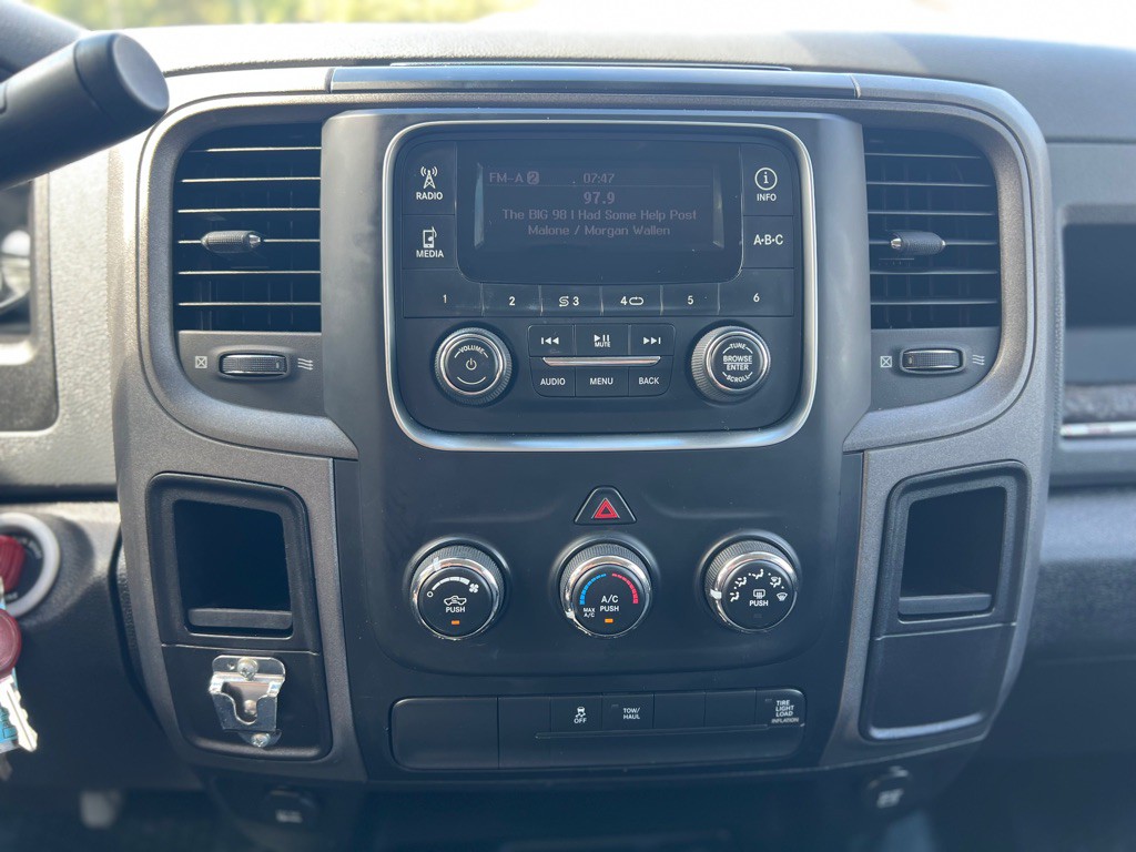 2013 RAM 2500 Image 17