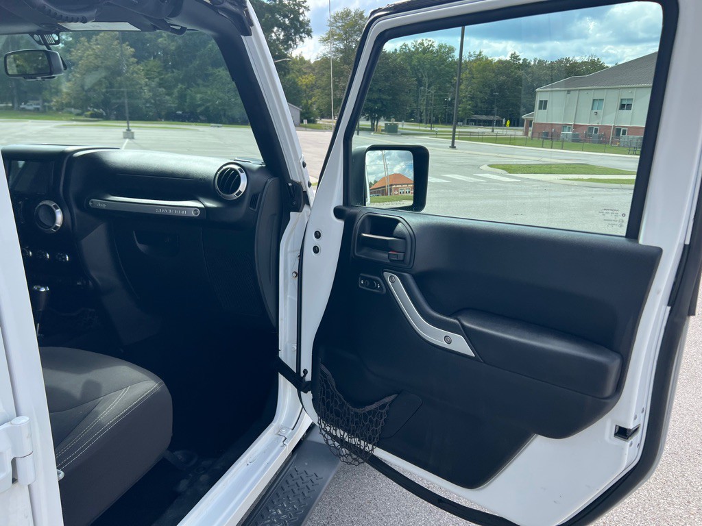 2017 Jeep Wrangler Unlimited Image 22