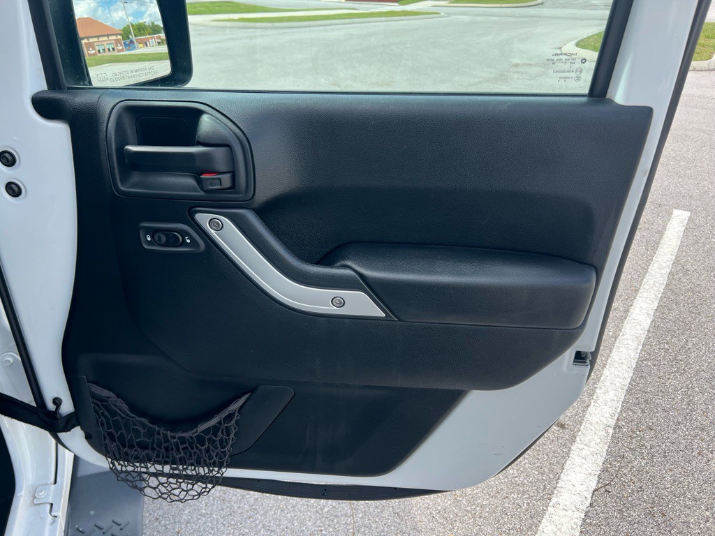 2017 Jeep Wrangler Unlimited Image 23