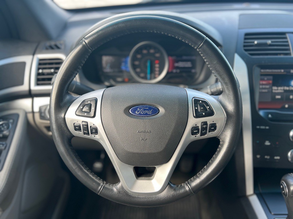 2014 Ford Explorer Image 15