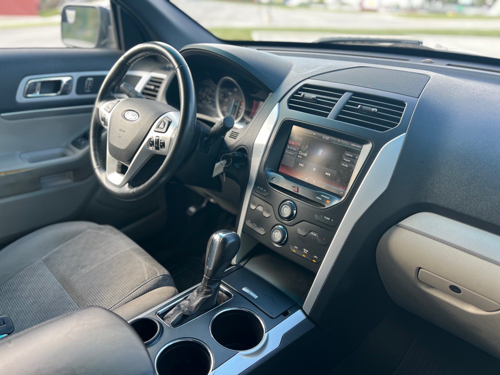 2014 Ford Explorer Image 26