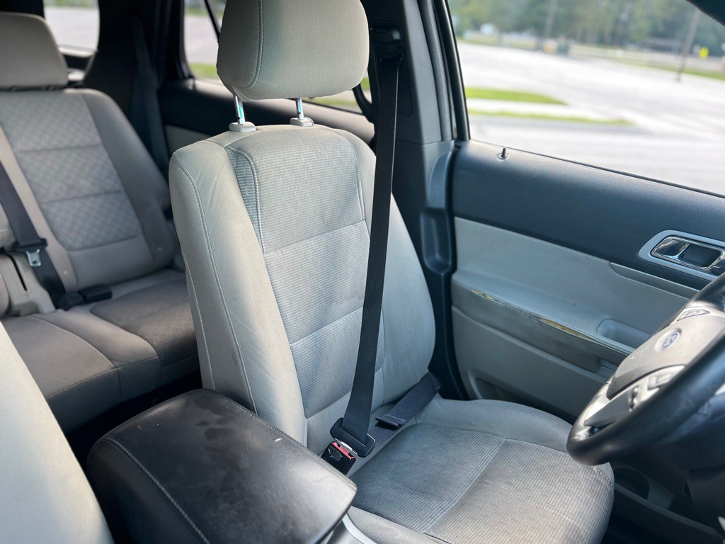 2014 Ford Explorer Image 28