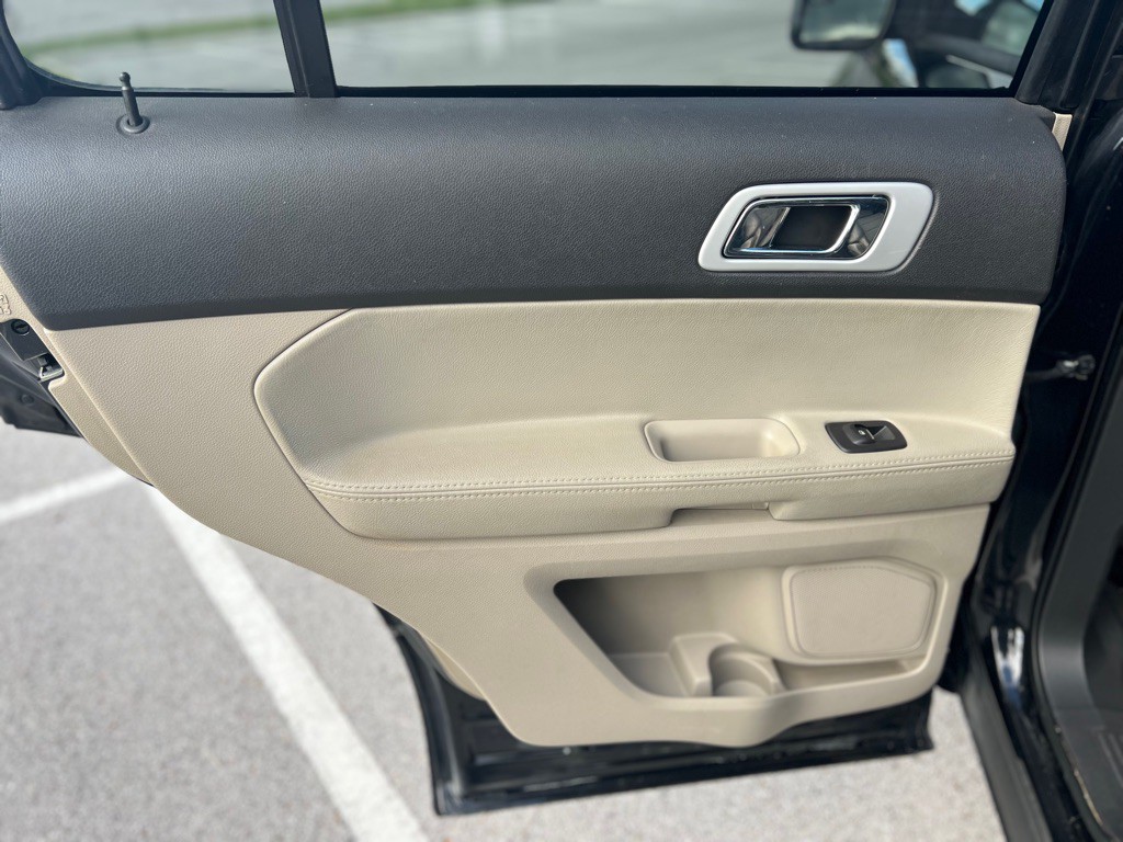 2014 Ford Explorer Image 31