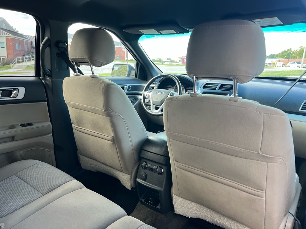 2014 Ford Explorer Image 38