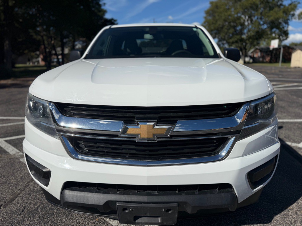 2017 Chevrolet Colorado Image 2