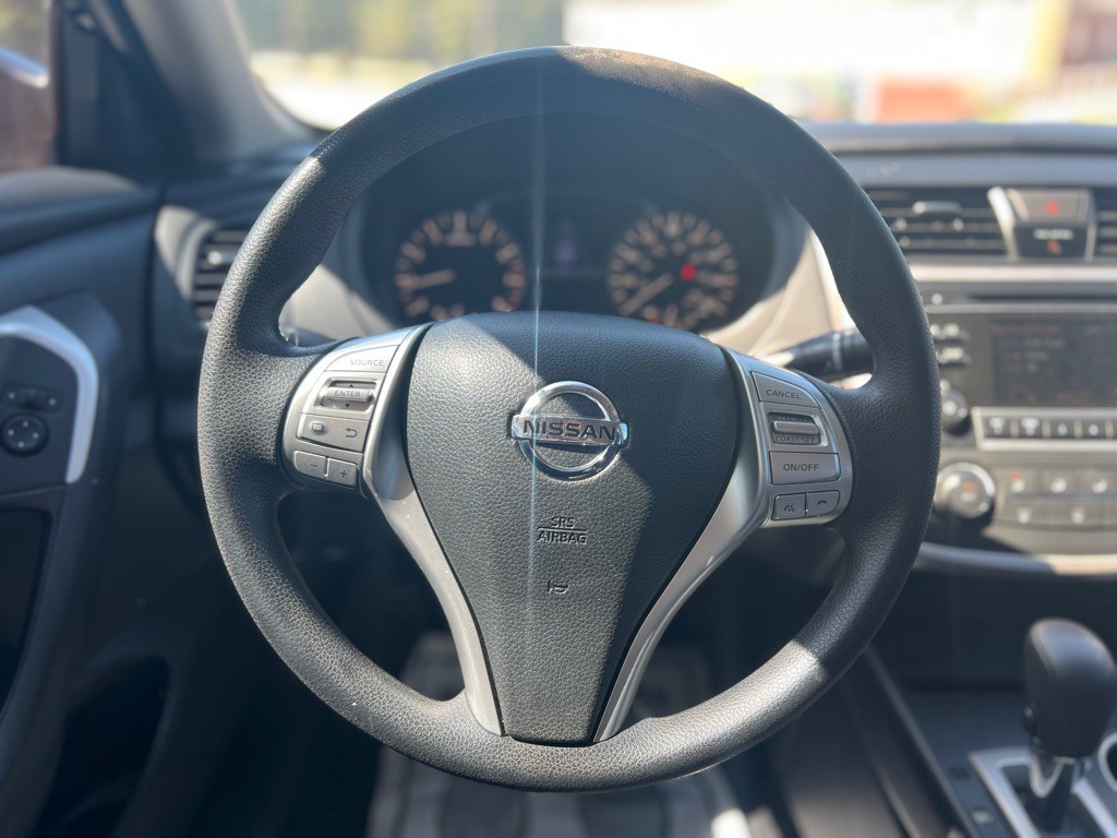 2018 Nissan Altima Image 12