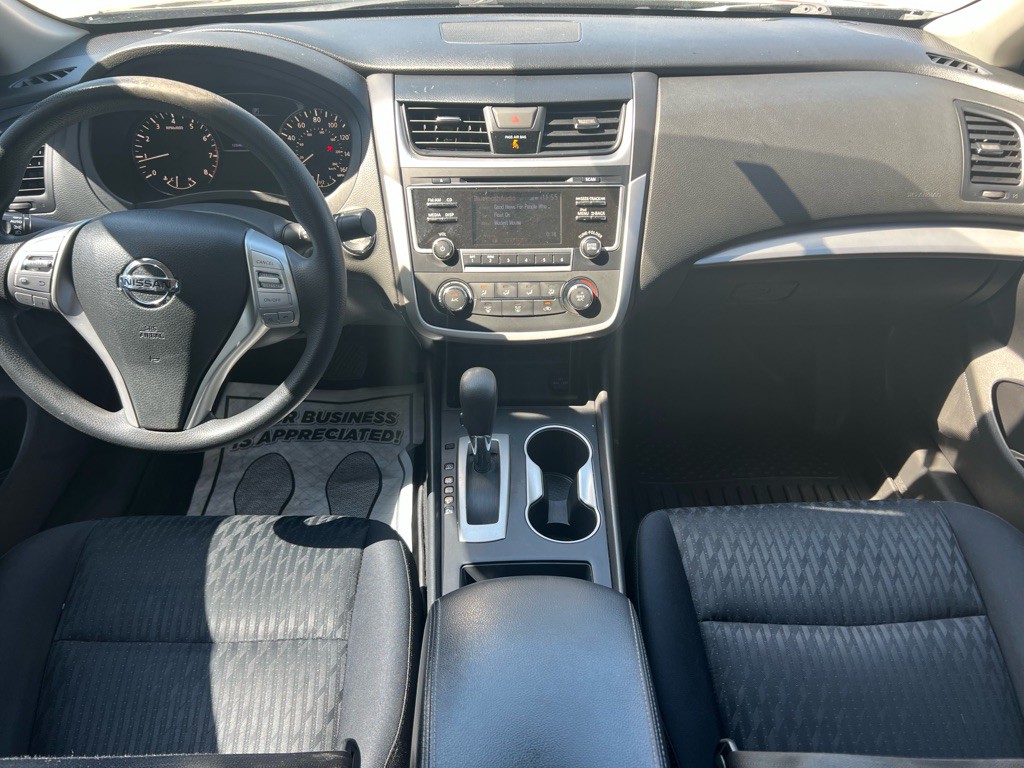 2018 Nissan Altima Image 25