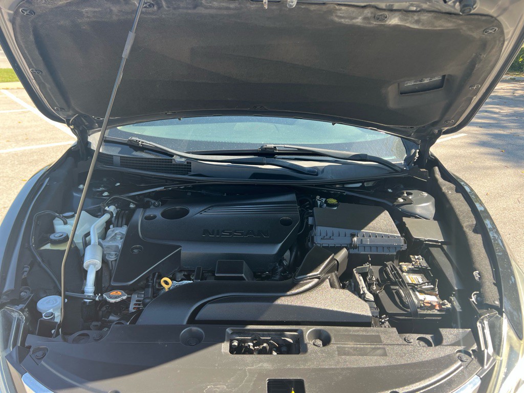 2018 Nissan Altima Image 36