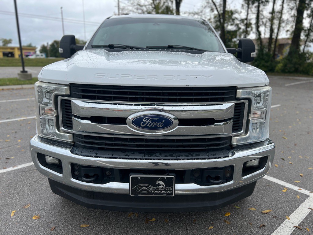 2018 Ford F-250 Image 2