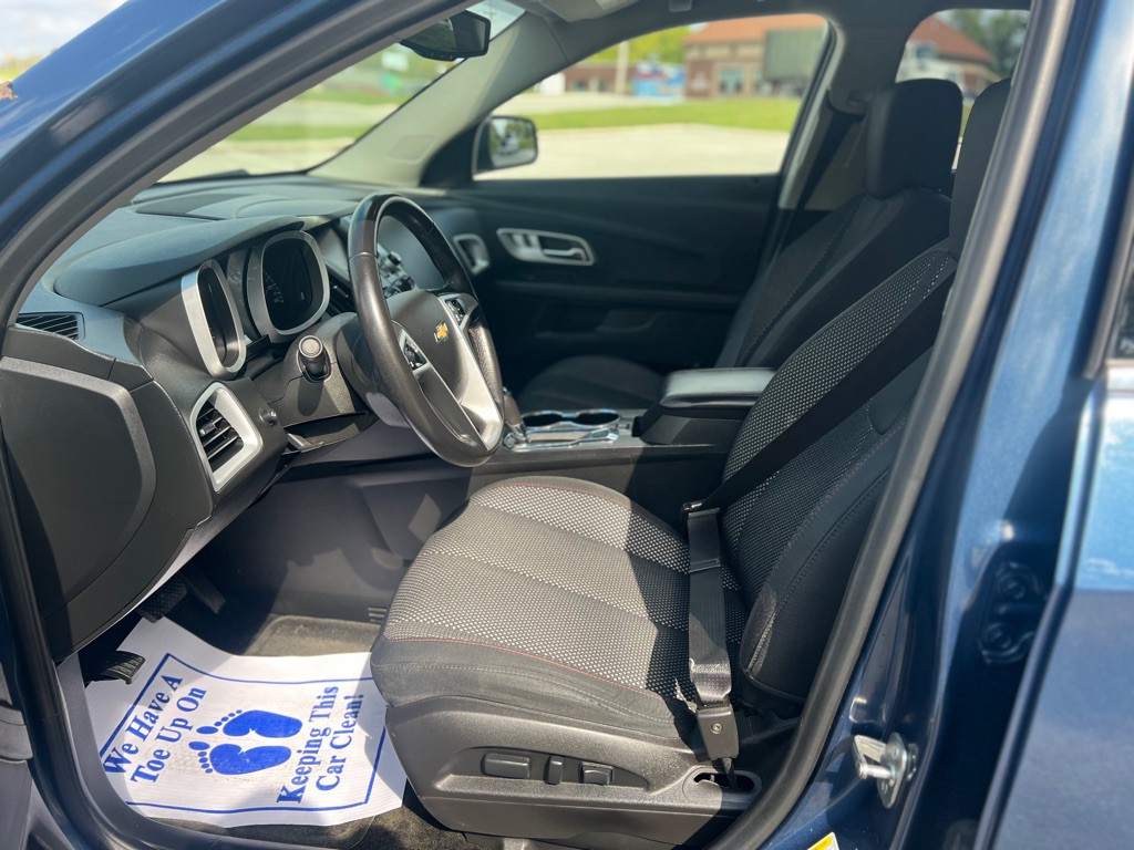2017 Chevrolet Equinox Image 13