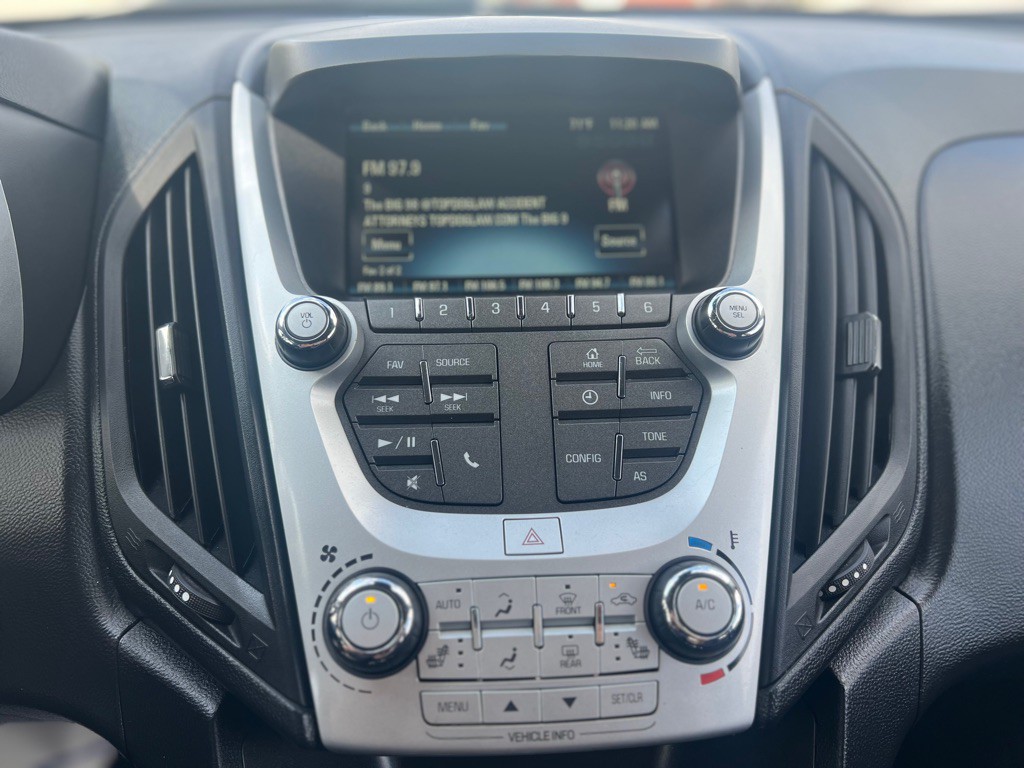 2017 Chevrolet Equinox Image 17