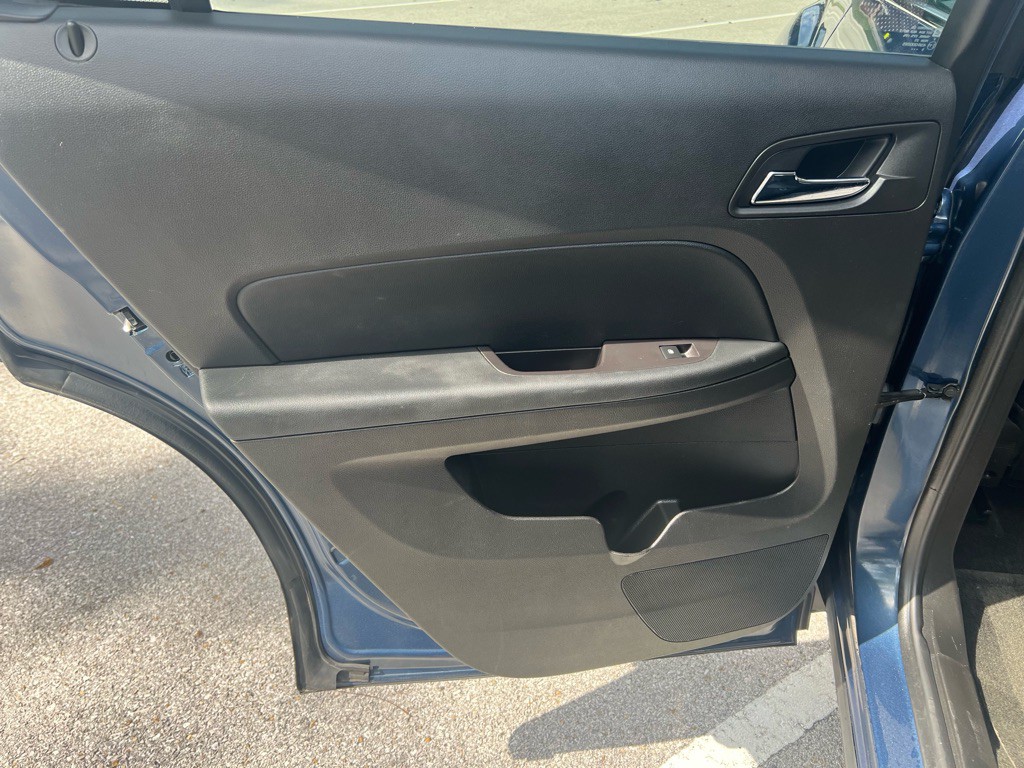 2017 Chevrolet Equinox Image 30