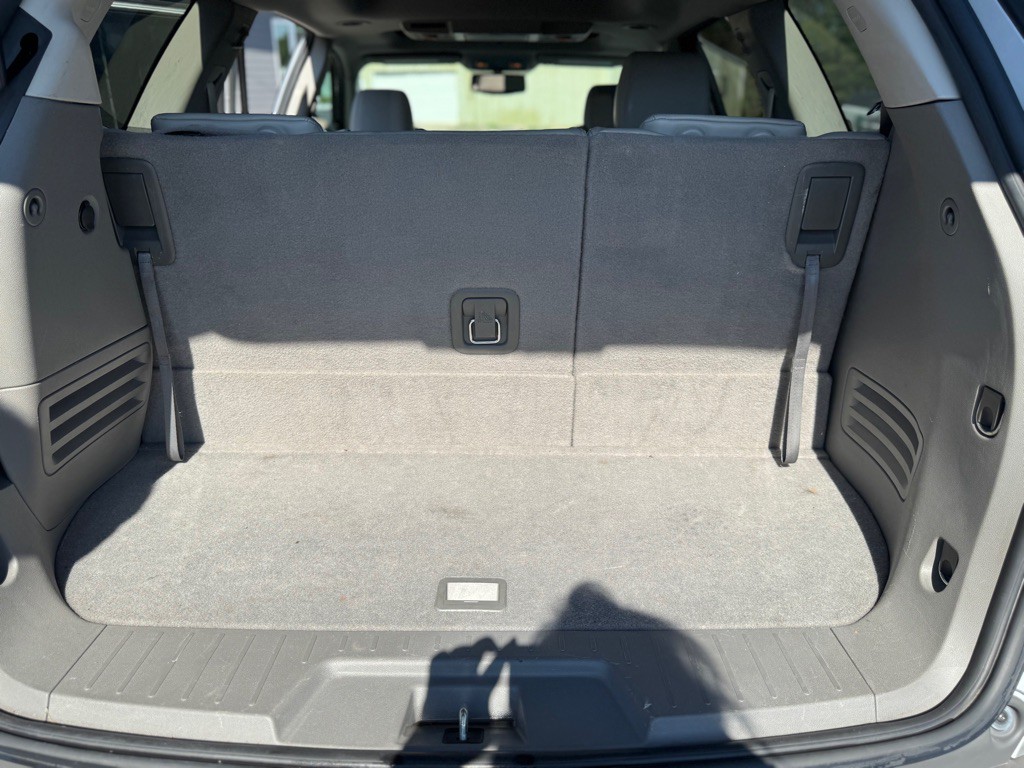 2011 Chevrolet Traverse Image 19