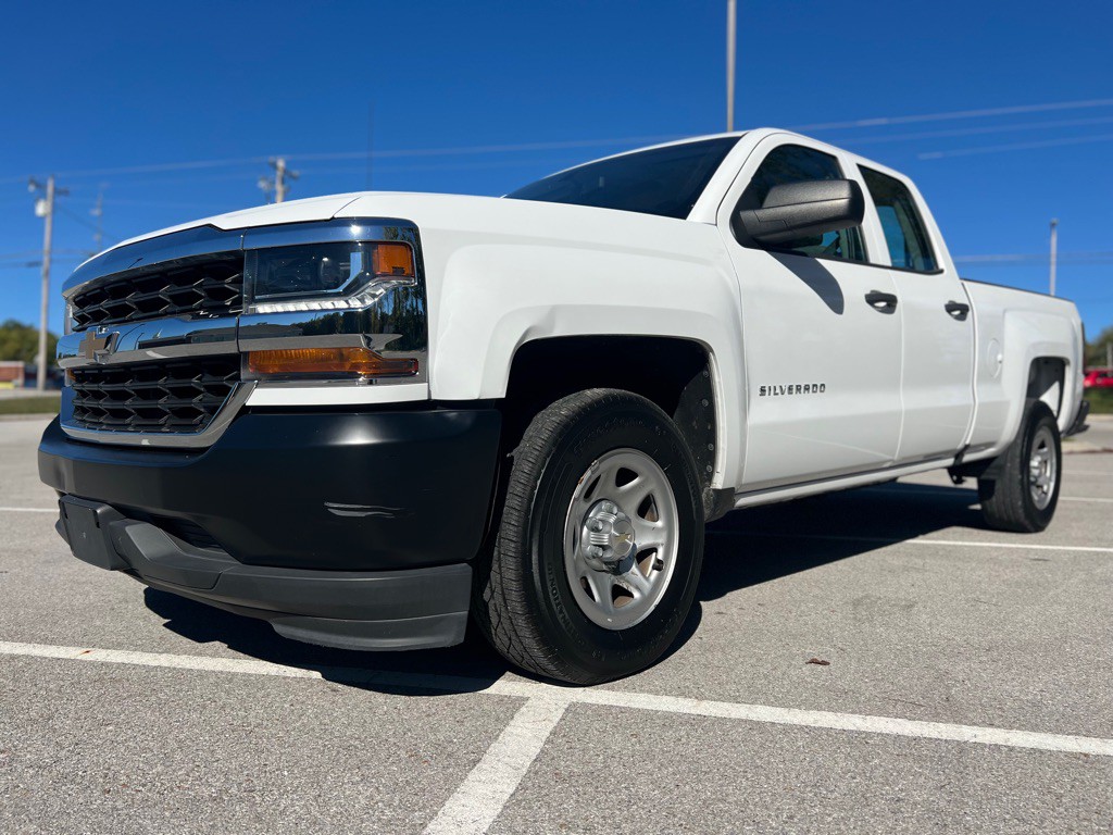 2019 Chevrolet Silverado 1500 Image 1