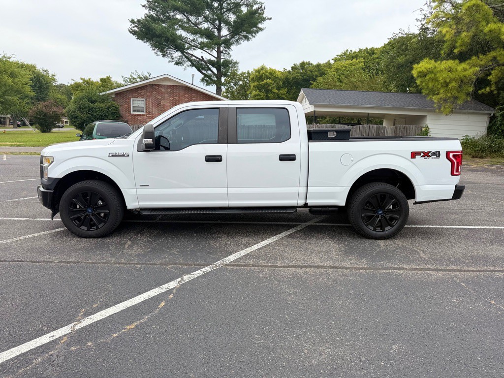 2017 Ford F-150 Image 9