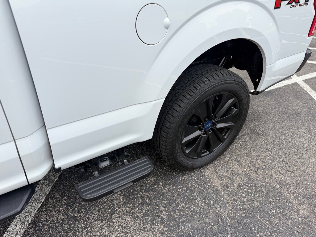 2017 Ford F-150 Image 10