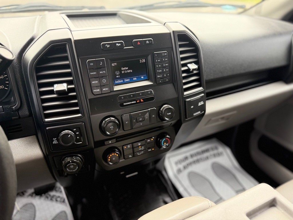 2017 Ford F-150 Image 19