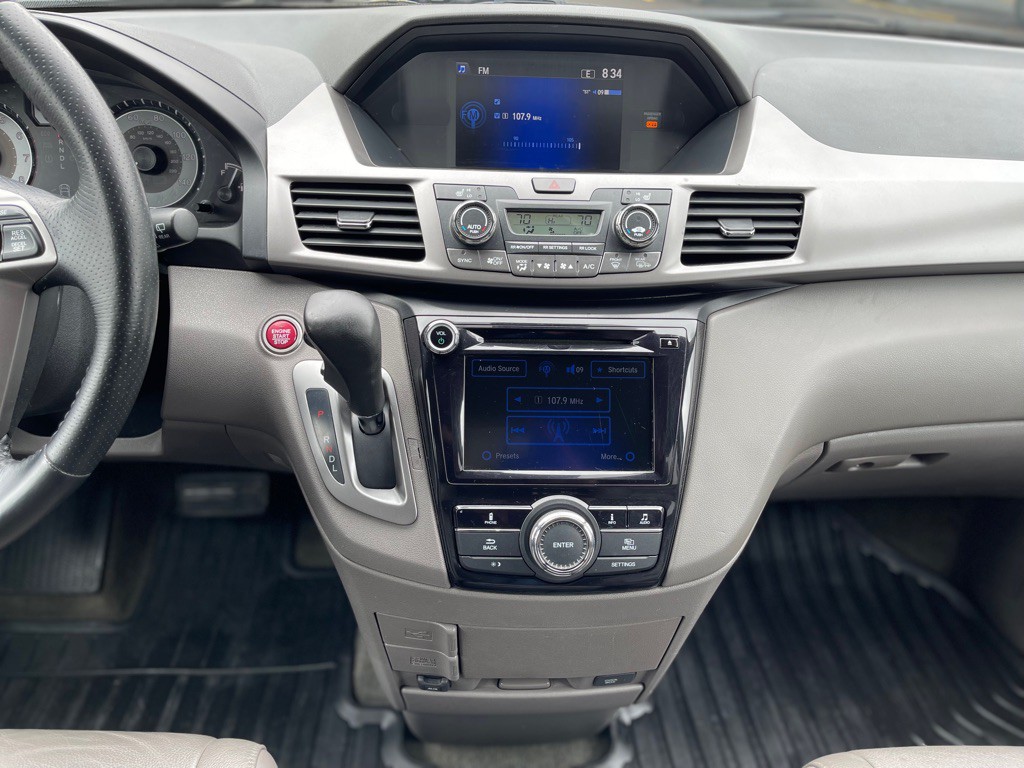 2016 Honda Odyssey Image 12
