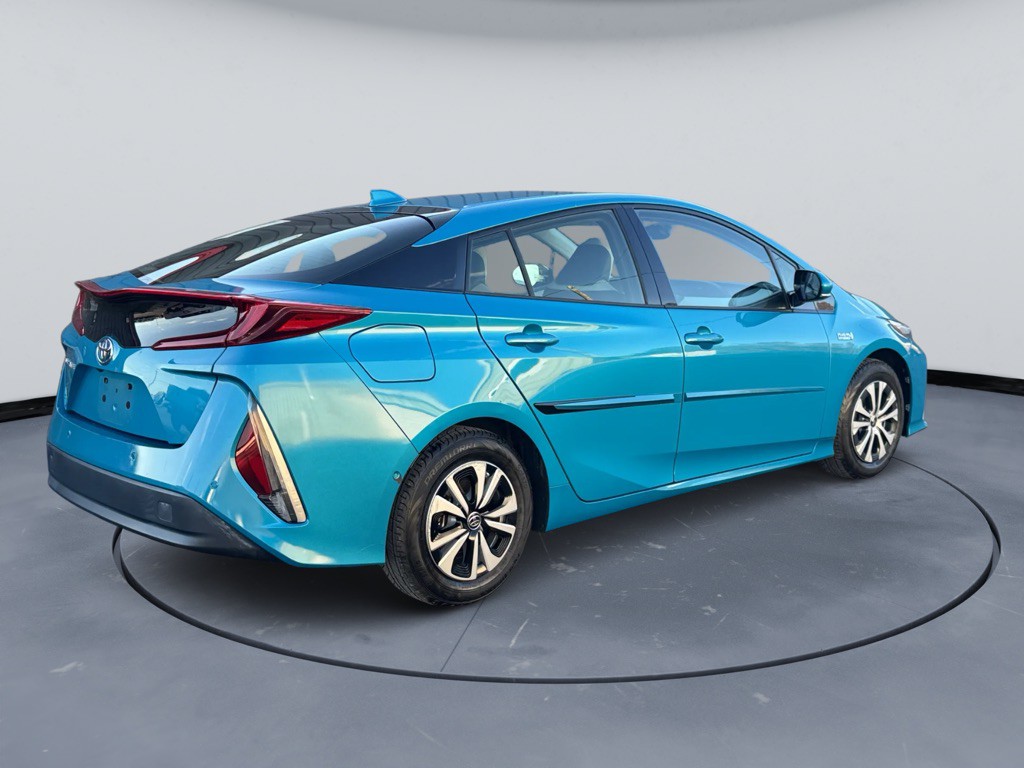 2017 Toyota Prius Image 5