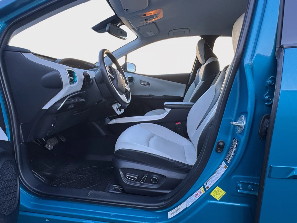 2017 Toyota Prius Image 9