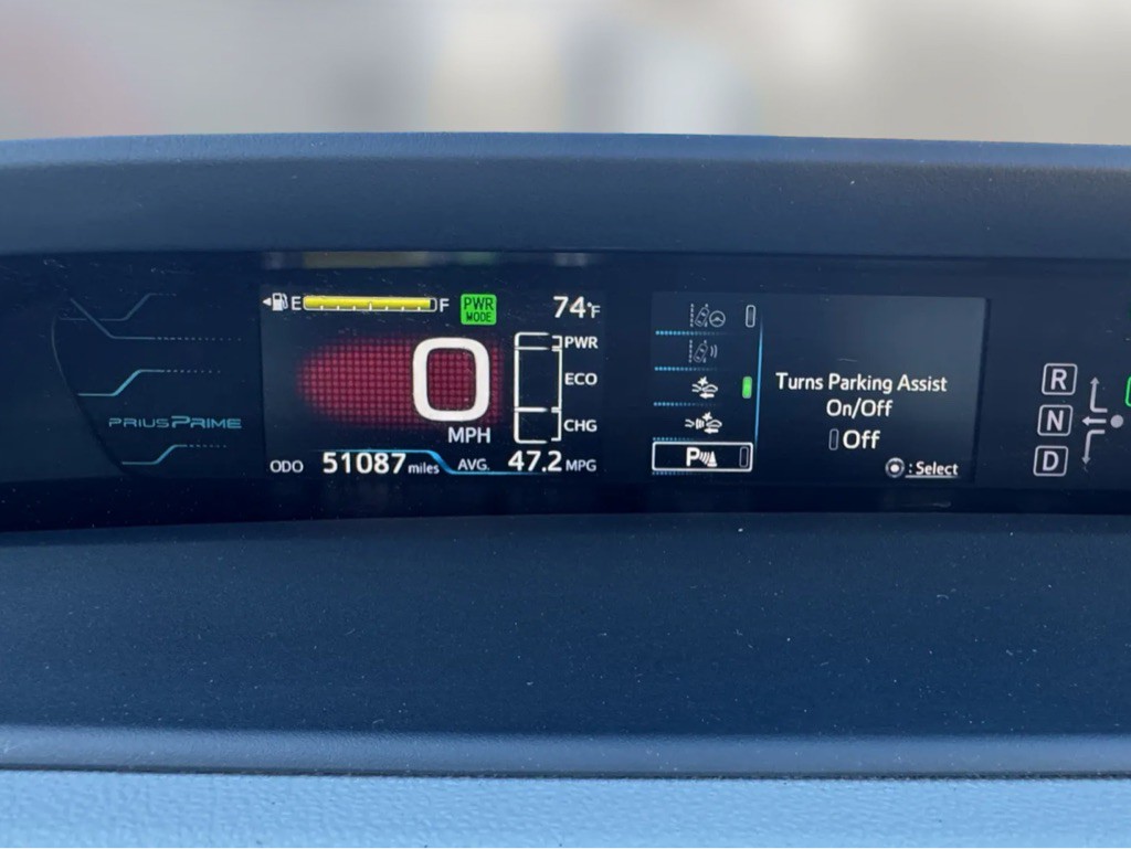 2017 Toyota Prius Image 16