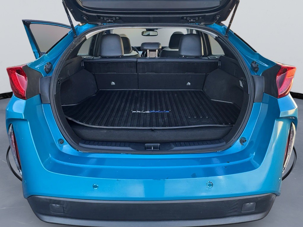 2017 Toyota Prius Image 19