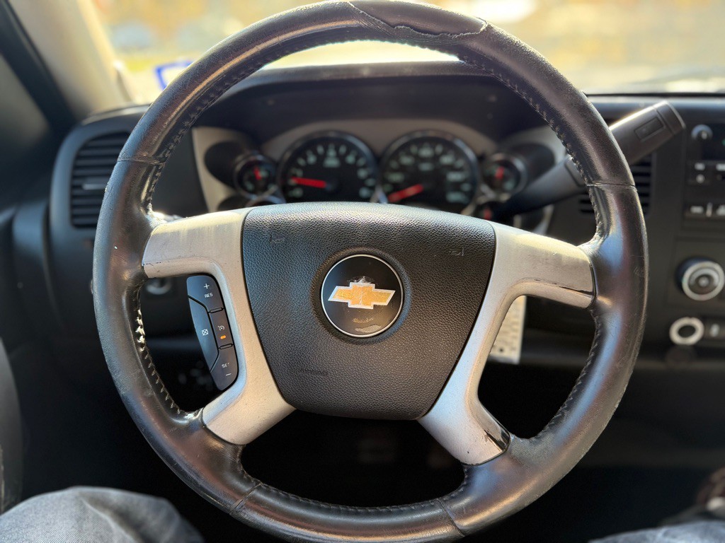 2013 Chevrolet Silverado 1500 Image 12