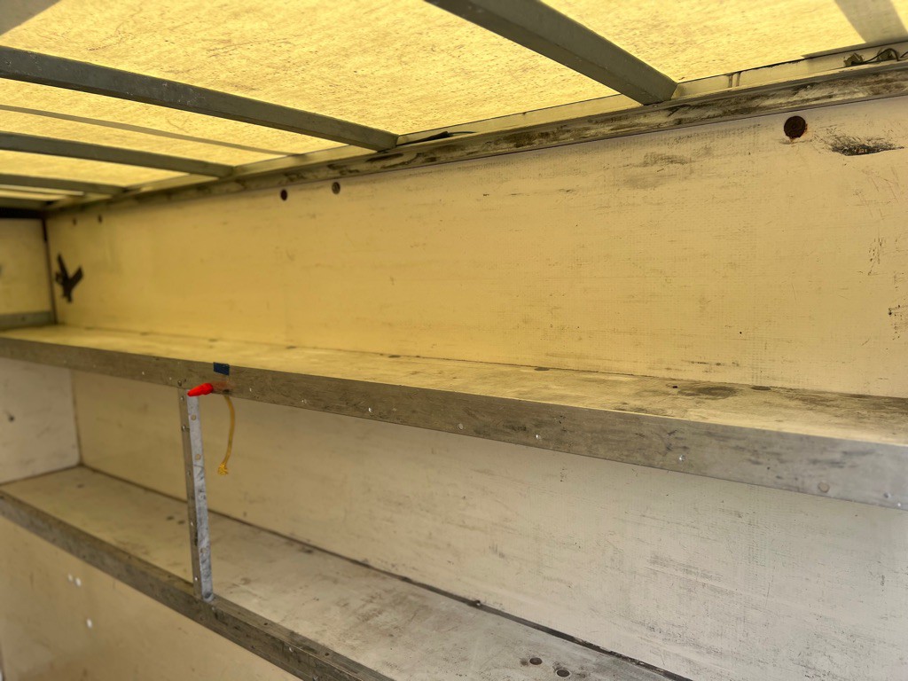 2013 GMC Savana Image 19