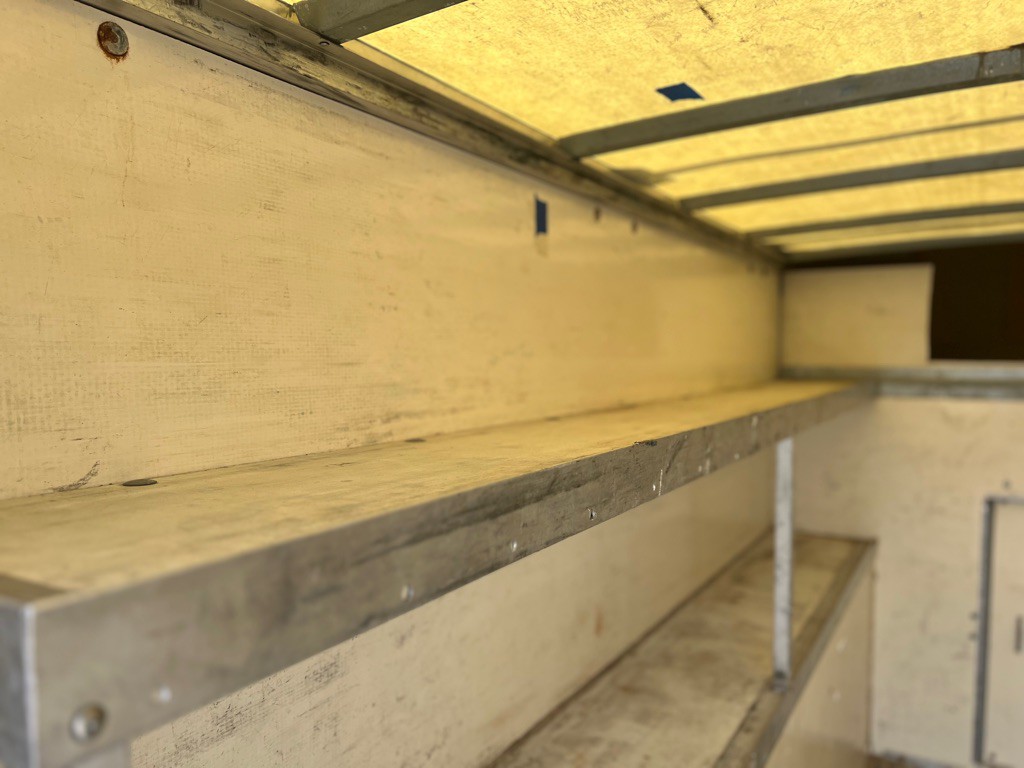 2013 GMC Savana Image 22