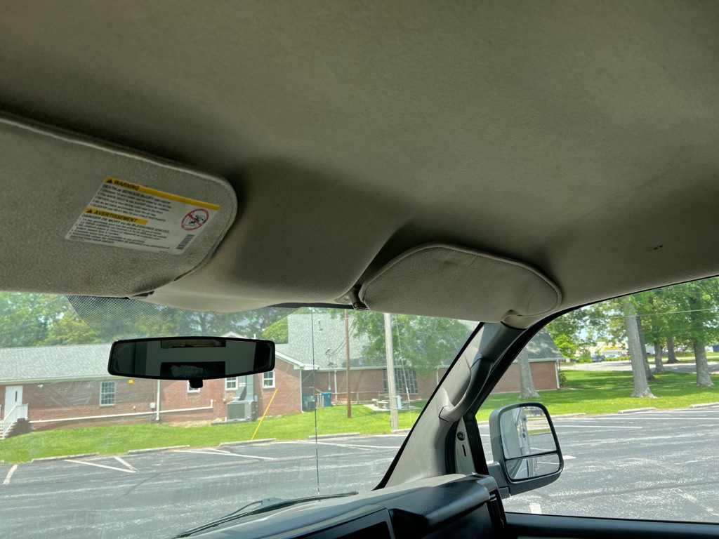 2013 GMC Savana Image 36