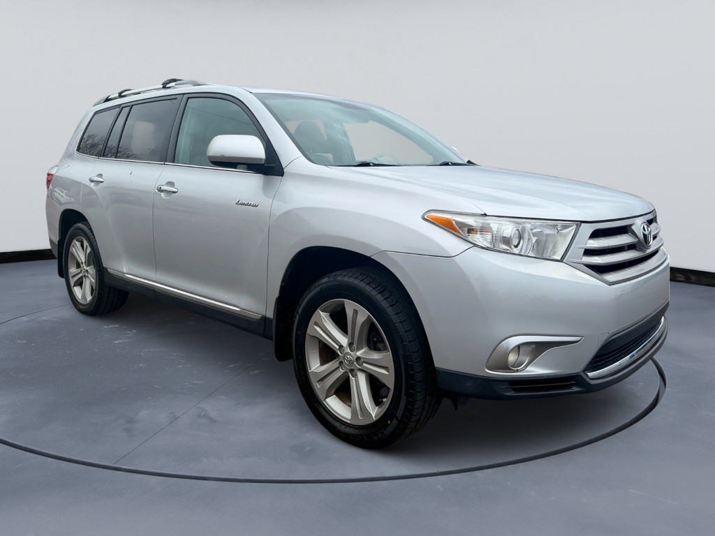 2013 Toyota Highlander Image 3
