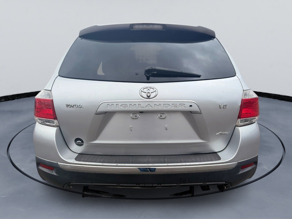 2013 Toyota Highlander Image 5
