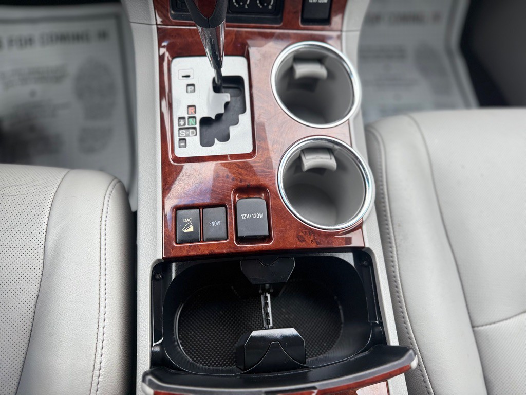 2013 Toyota Highlander Image 13