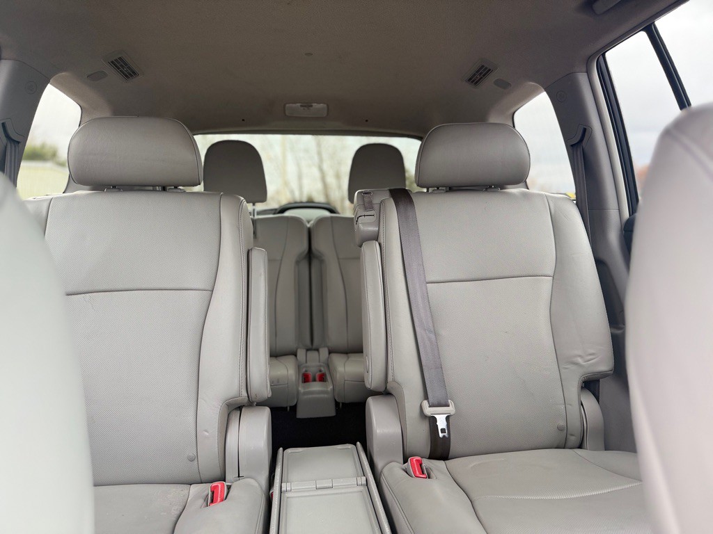2013 Toyota Highlander Image 20