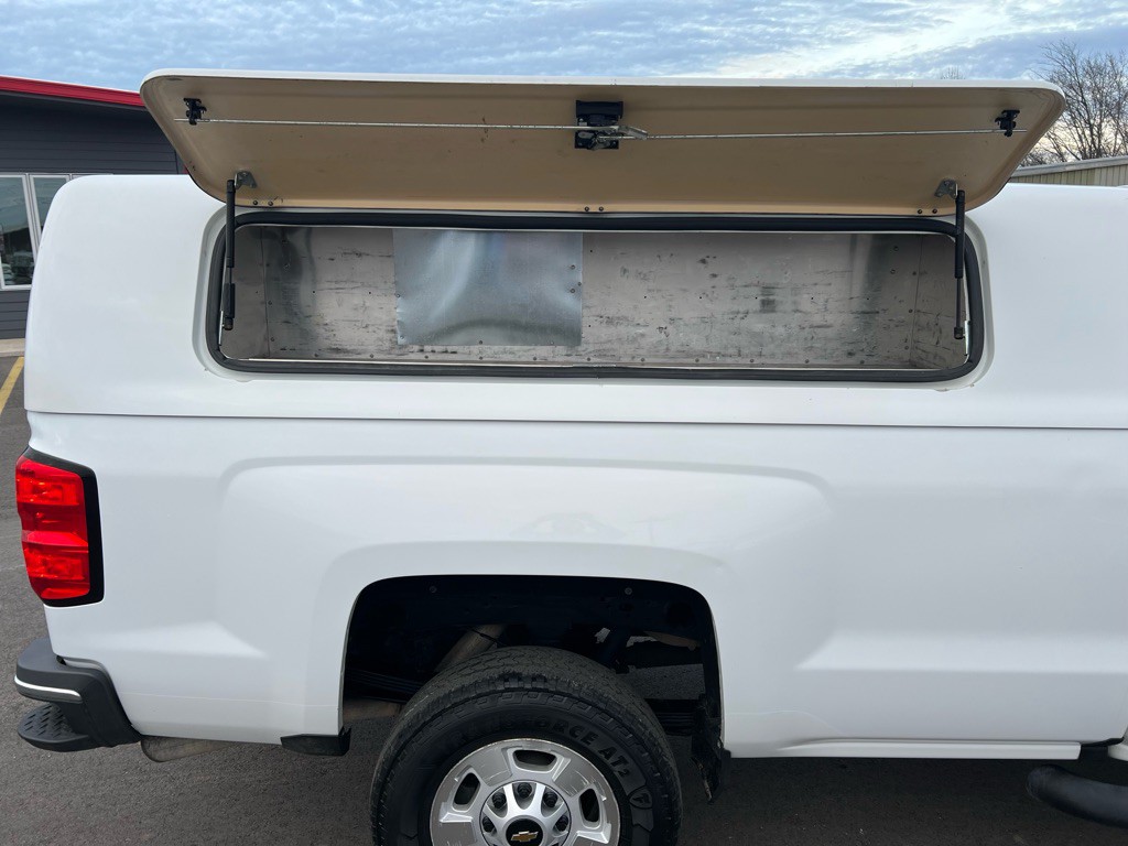 2017 Chevrolet Silverado 1500 Image 5