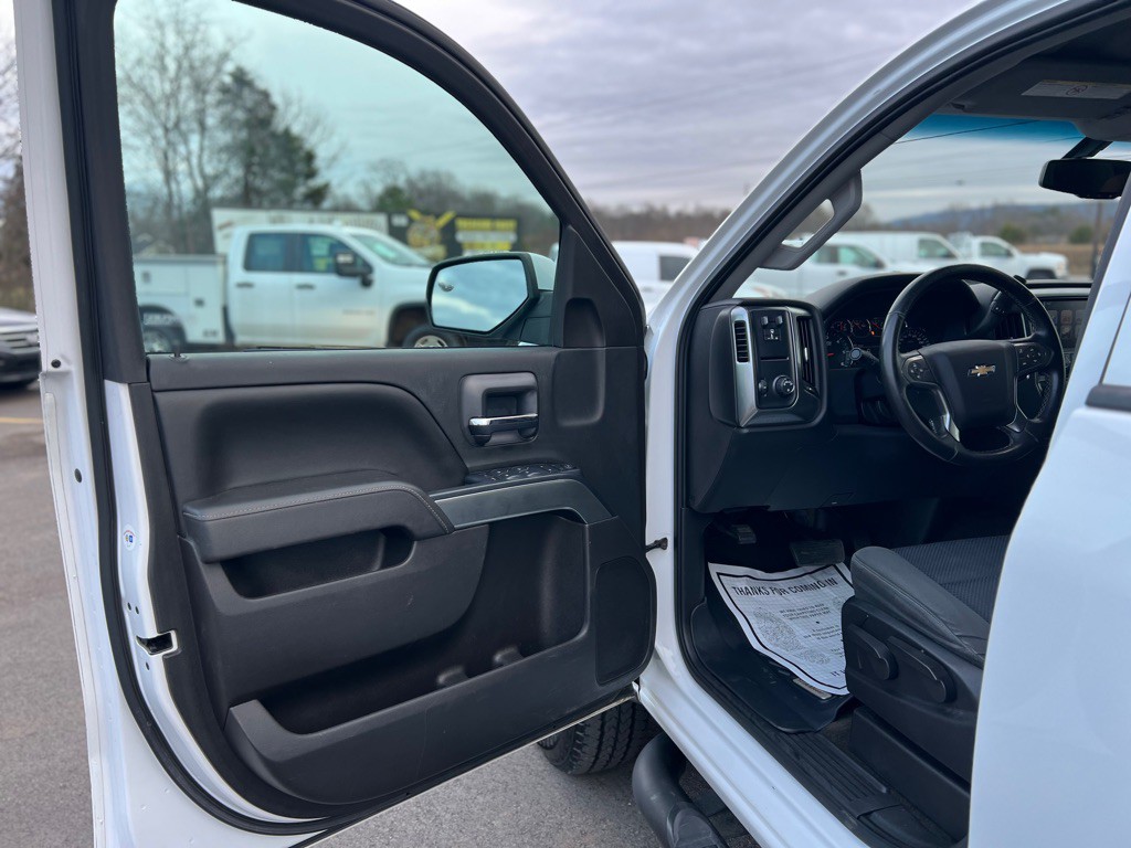 2017 Chevrolet Silverado 1500 Image 12