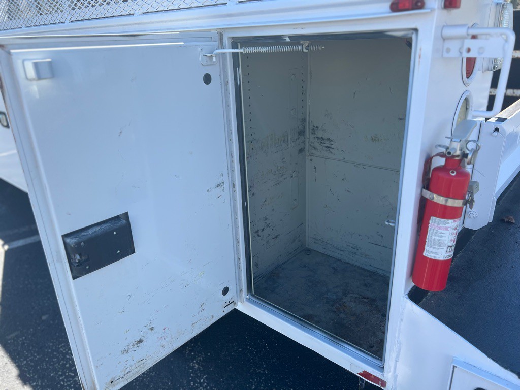 2015 RAM 5500 Image 25