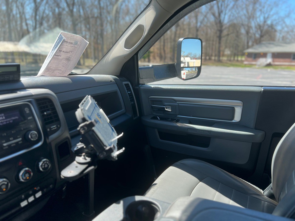 2015 RAM 5500 Image 40