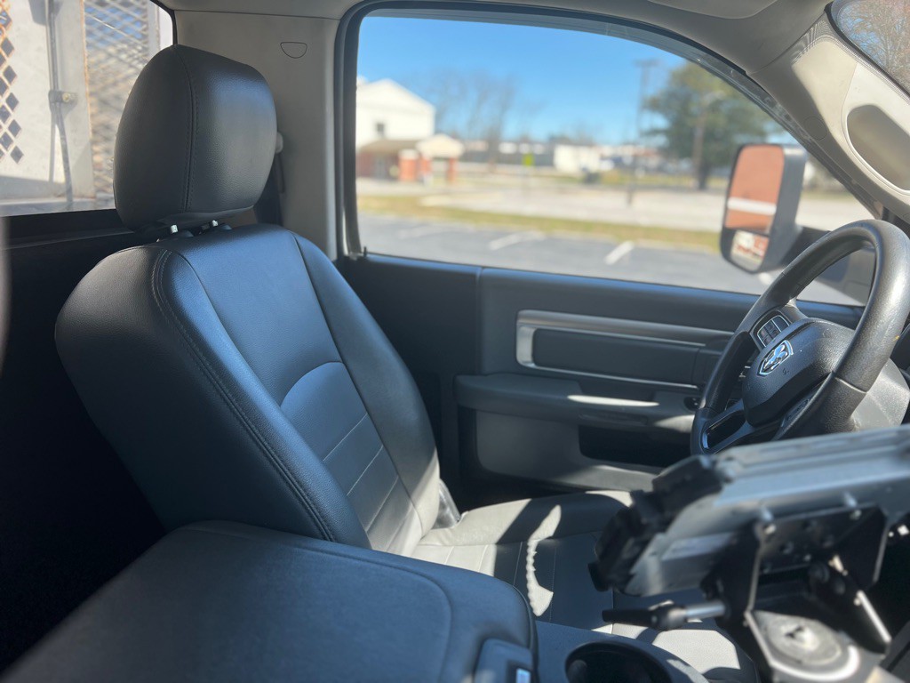 2015 RAM 5500 Image 53